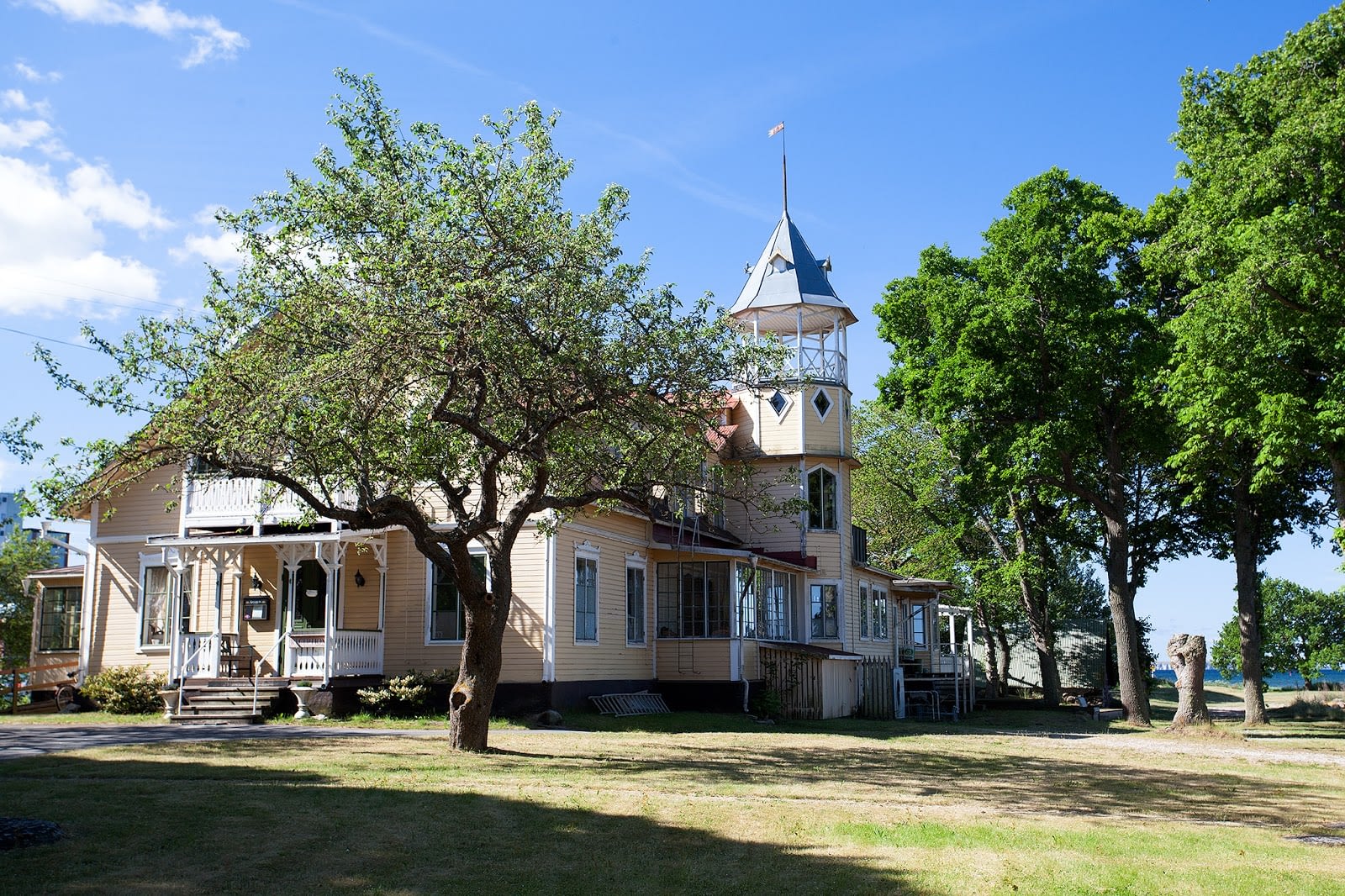 Warfsholm Hotell